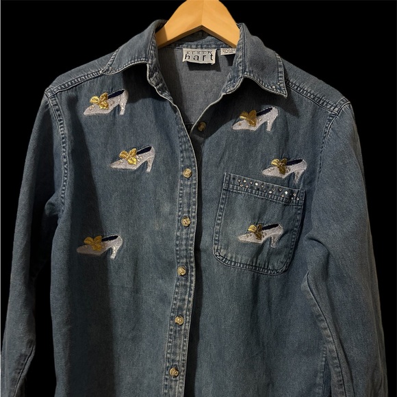 Keren Hart Denim embroidered Button up Long sleeve embroidered shoe design - Picture 3 of 11